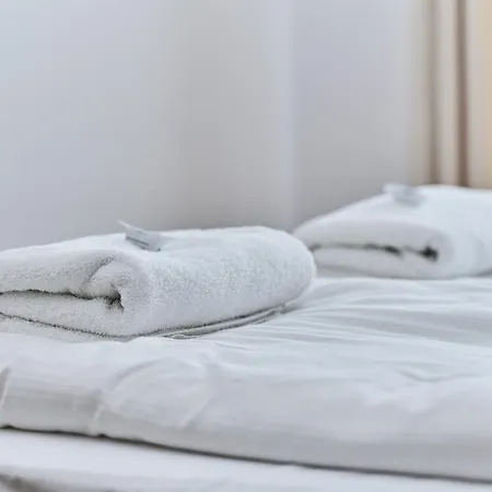 Apartment Krakowska 39 With Ac & Parking & Loggia By Renters Wroclaw